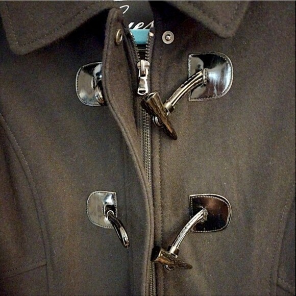 Guess Wool Blend Peacoat w/ Hidden Full Zip, Toggle & Patent Trim, M, Black - Picture 5 of 7